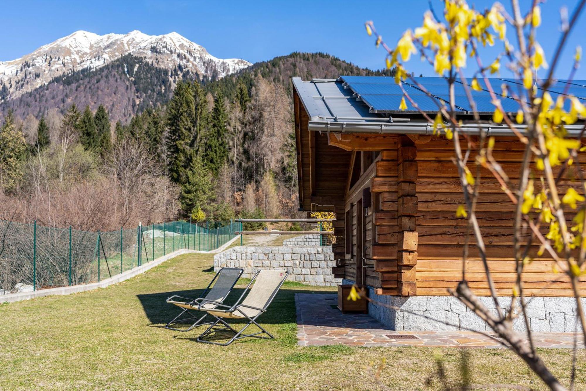 Chalet Camping Fae 3 Villa มาดอนนาดีกัมปิโญ ภายนอก รูปภาพ